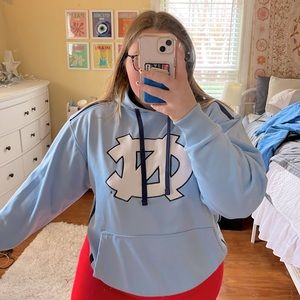 Unc chapel hill sweatshirt! Sz large
